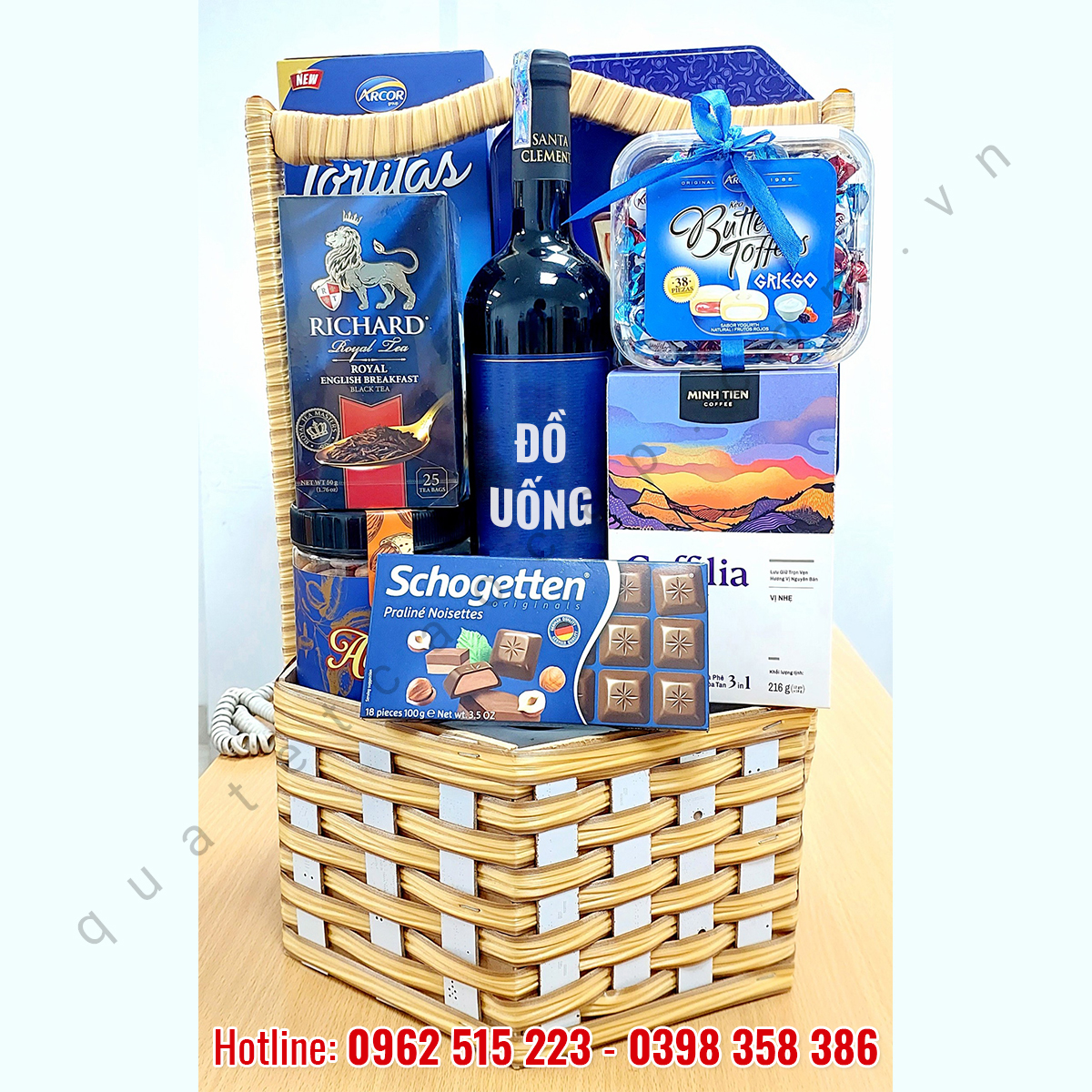 Socola lời chúc yêu thương trong giỏ quà tết